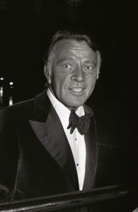 Richard Burton 1977, LA.jpg